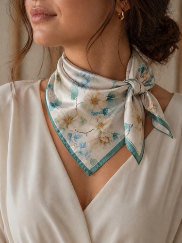 Eleganter seidenschal floral - floral, |