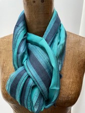 Modische Accessoires Tücher &